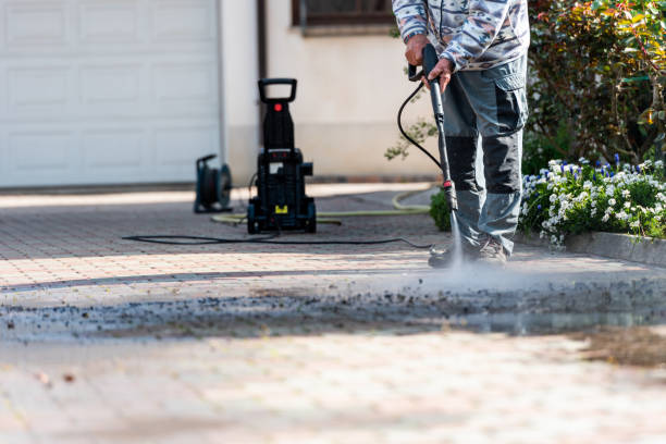 Best Roof Power Washing Services  in Strasburg, OH