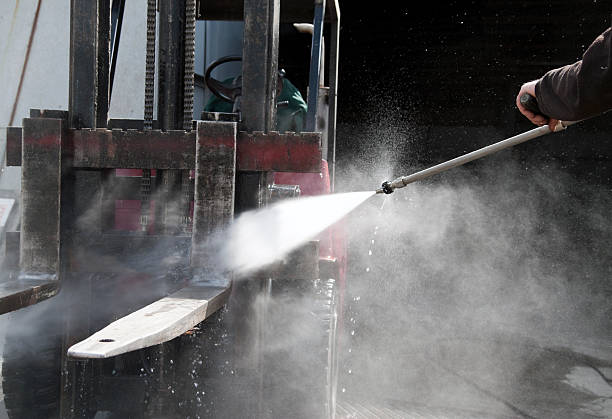 Best Commercial Pressure Washing  in Strasburg, OH