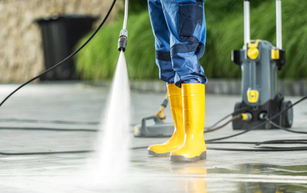 Best Roof Power Washing Services  in Strasburg, OH